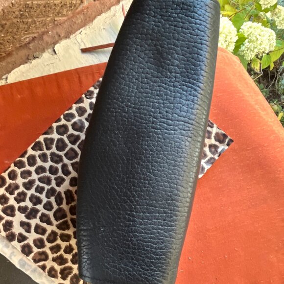 DOONEY & BOURKE Vintage Black Zipper Pebbled Cosmetics Travel Makeup Clutch Bag - Picture 6 of 7